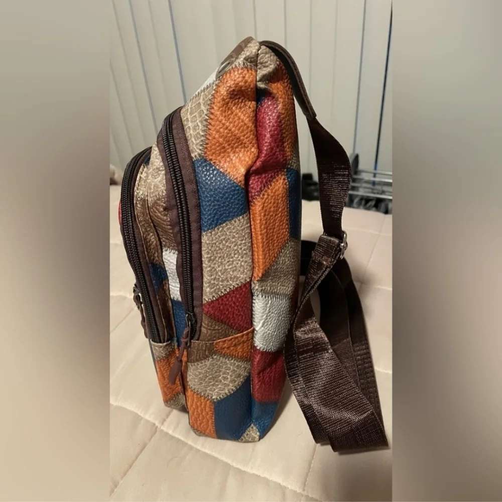 NWT Crossbody Multicolor - Picture 6 of 10